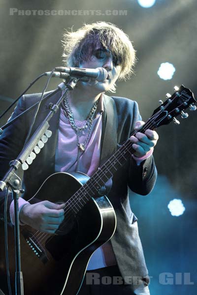 PETER DOHERTY - 2011-09-11 - PARIS - Parc de Bagatelle - Peter Doherty